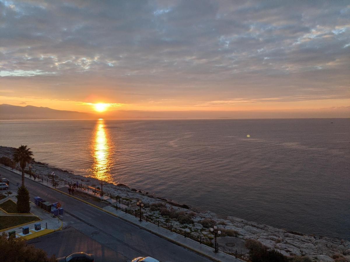 Luxurious Sea View Apartment Pireu Exterior foto